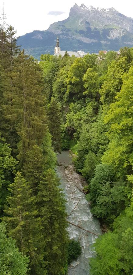 Elegant Et Moderne, Au Pied Du Mont-blanc