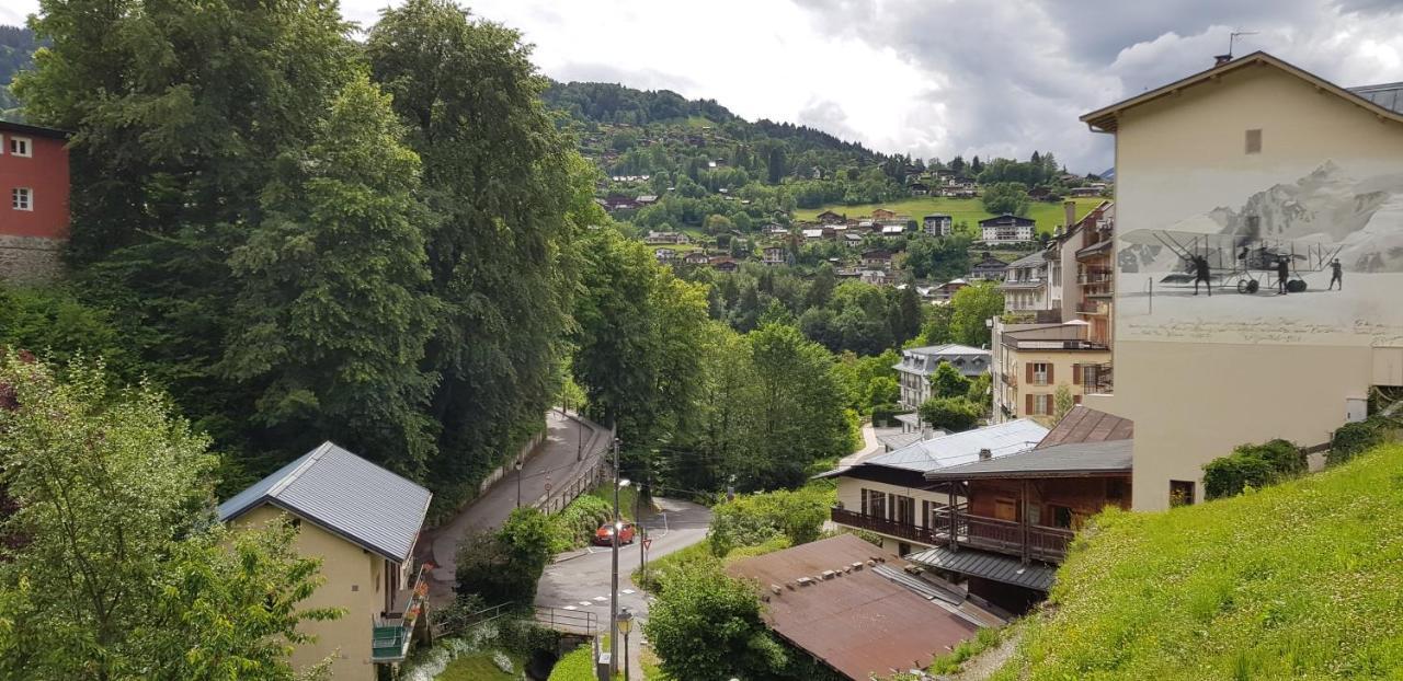Apartment Elegant Et Moderne, Au Pied Du Mont-blanc *